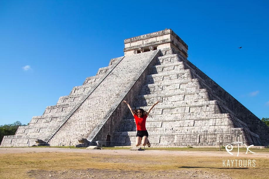 EXPEDITION TEMPLES OF THE MAYA マヤ神殿